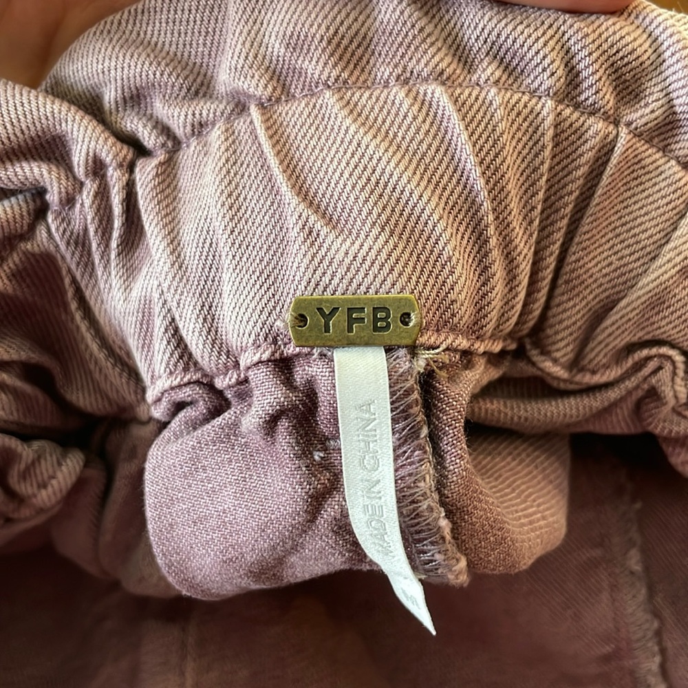 YFB paper bag style, wide leg crop pant. Size M.
